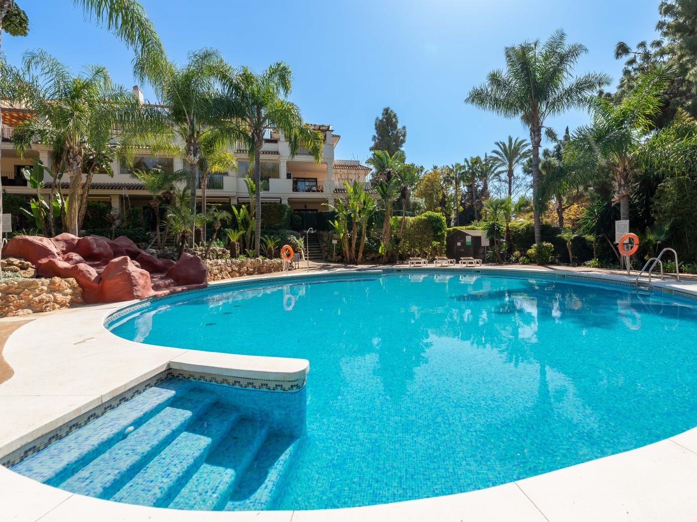 El Palmeral Brand New Apt Luxury Apt for rent in Nueva Andalucía