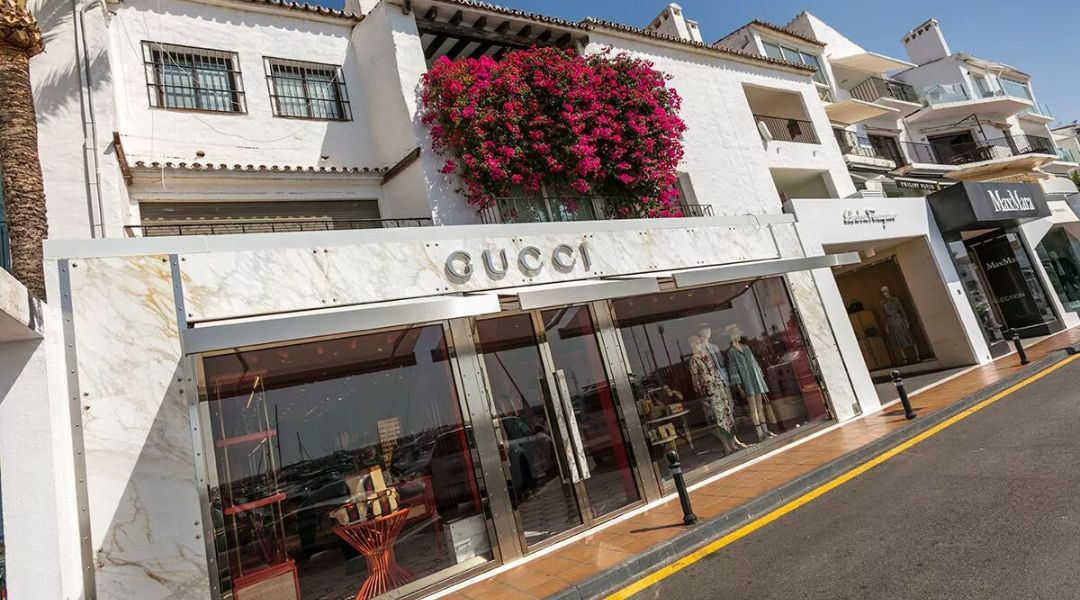 Luxury Shops in Puerto Banus: Fashion and Exclusivity