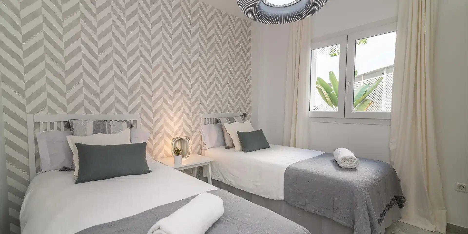 WHISPERING PALMS APARTMENT, Puerto Banús, Imagen 15