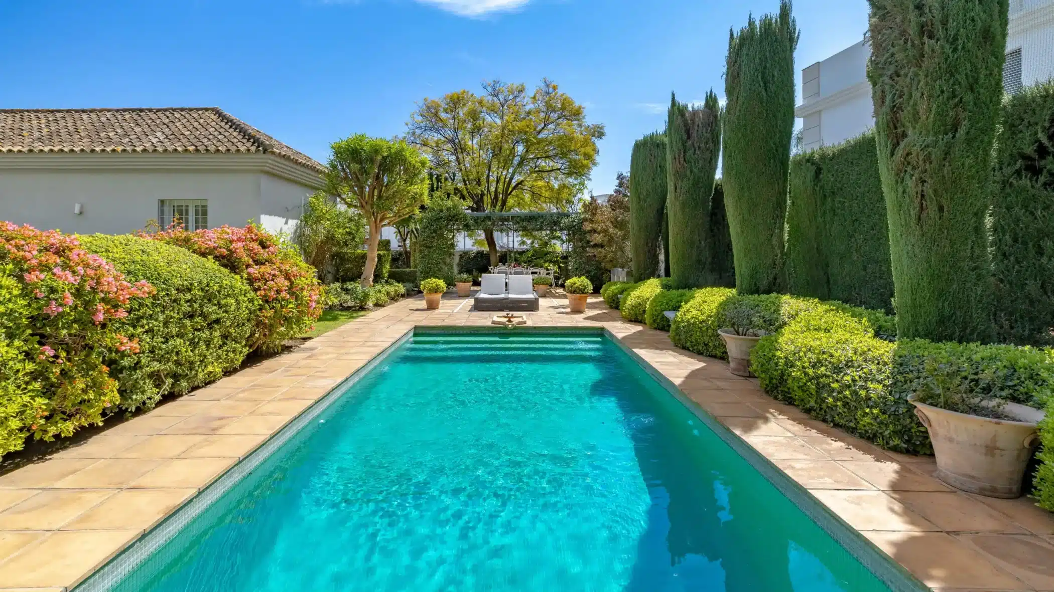 Swimming-pool