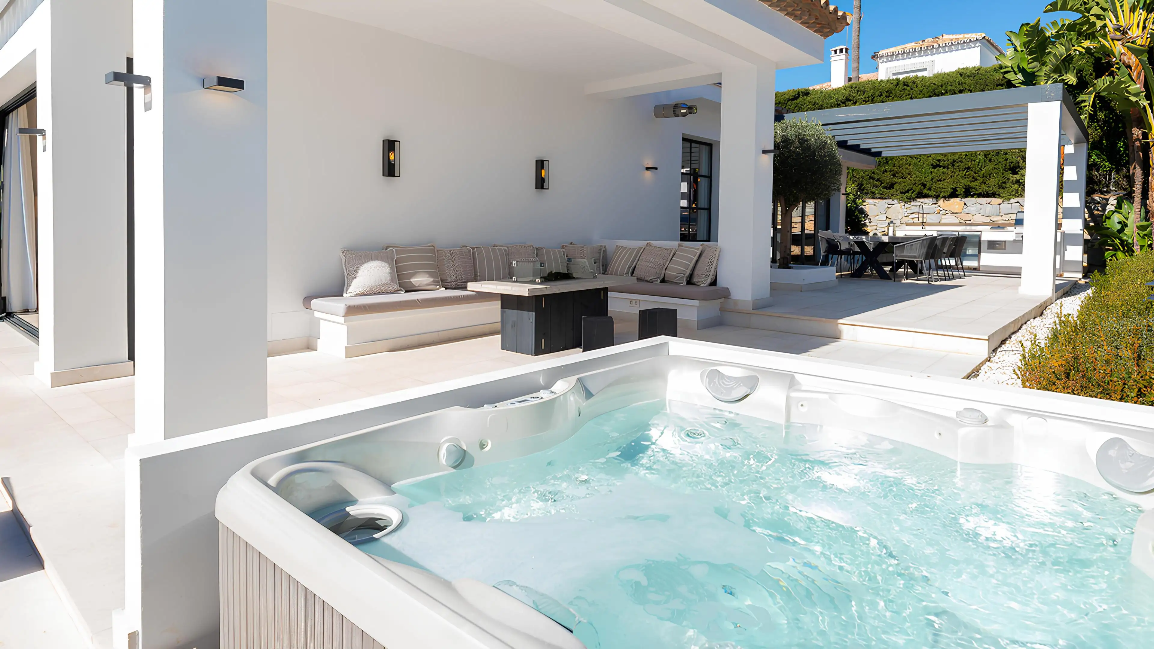 Jacuzzi