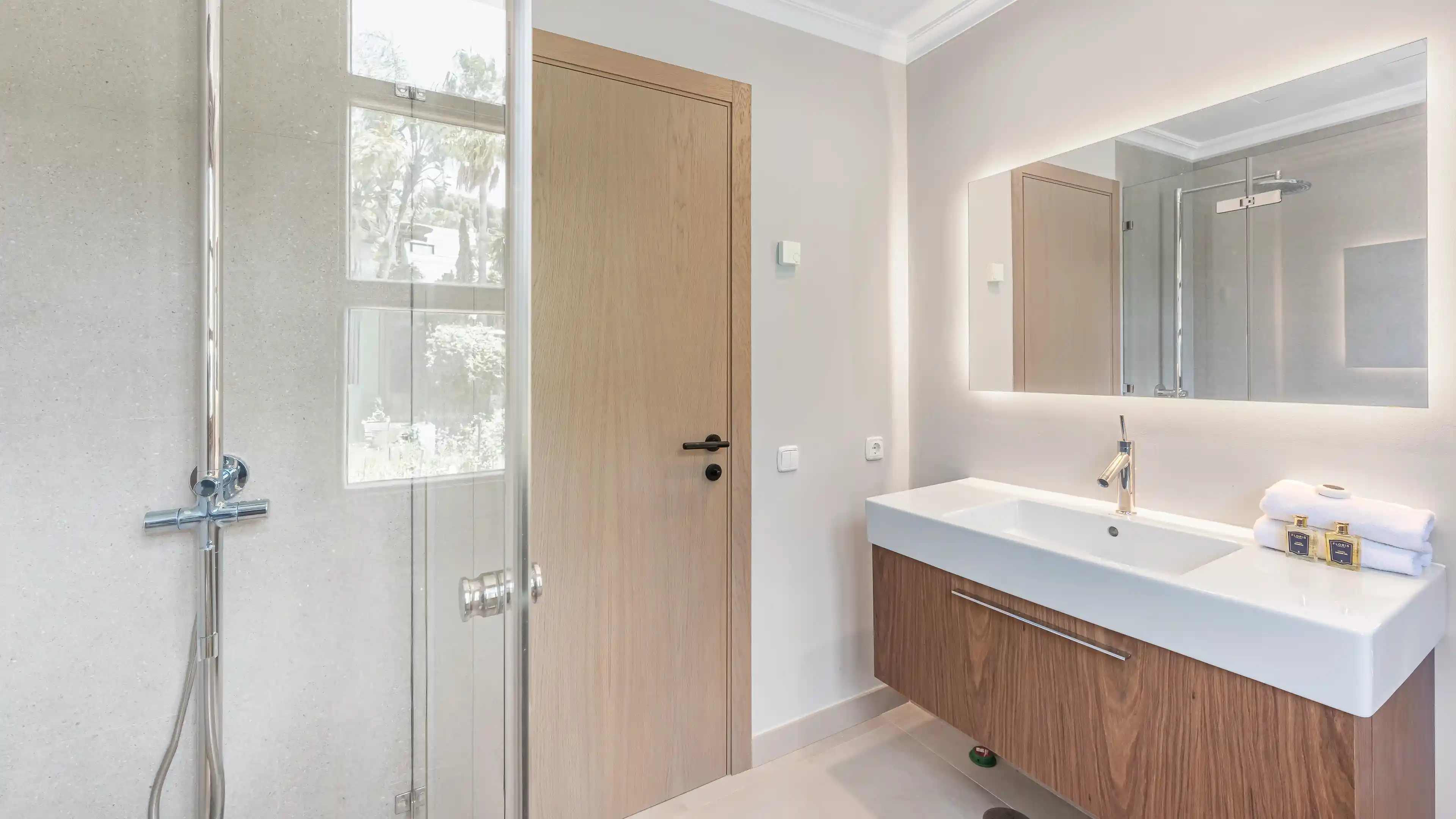 THE WHITE ORCHID, Nueva Andalucia, Imagen 32